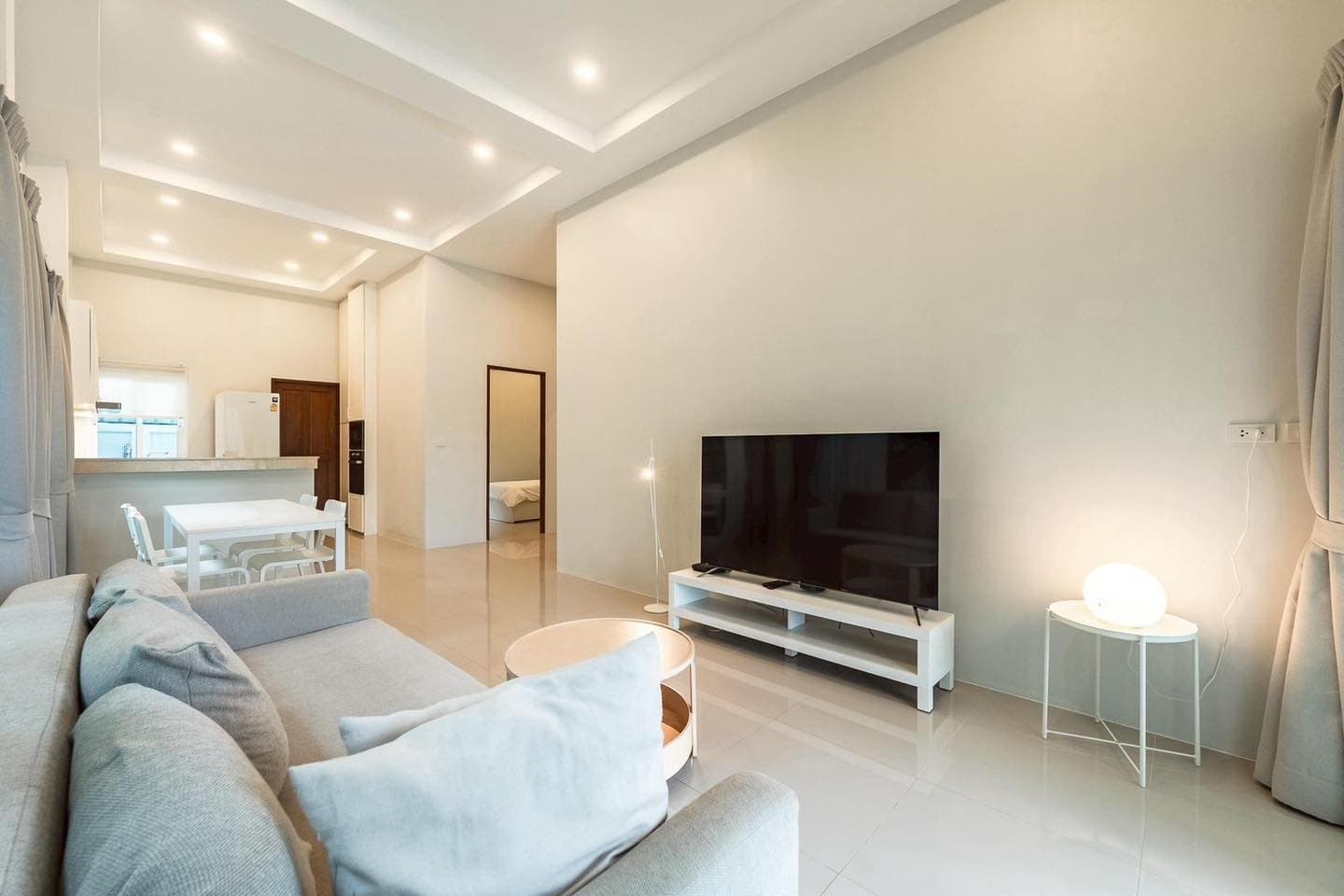Hillside Villa with Sea View in Bang Tao